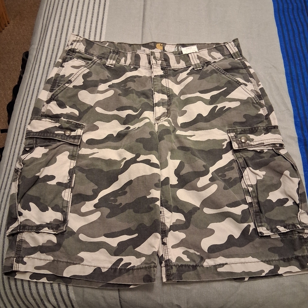 Carhartt Camo Cargo Shorts - Picture 2 of 8